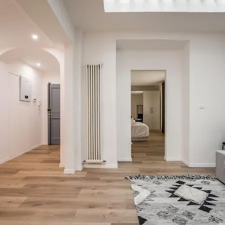 Ab - Via Arienti 15 Daire