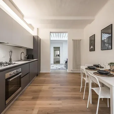 Apartment Ab - Via Arienti 15 *