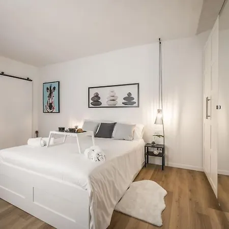 Ab - Via Arienti 15 Bologne