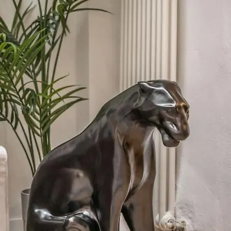 Ab - Via Arienti 15 * Bologne