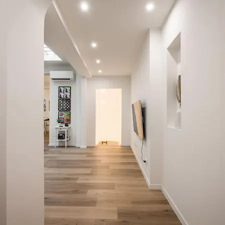 Appartement Ab - Via Arienti 15 *