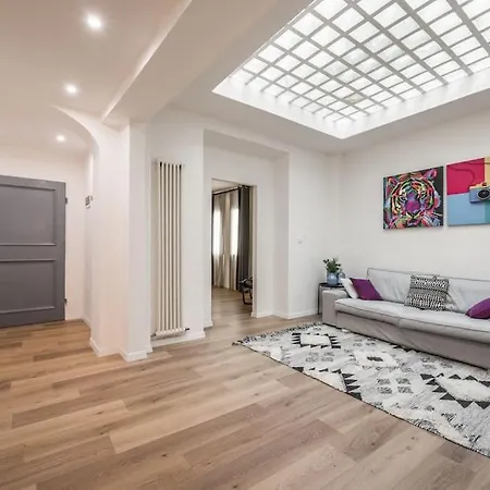 Apartment Ab - Via Arienti 15