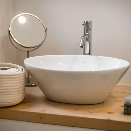 Ab - Via Arienti 15 Bologna