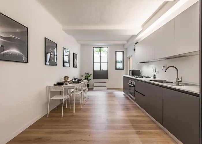 아파트 Ab - Via Arienti 15