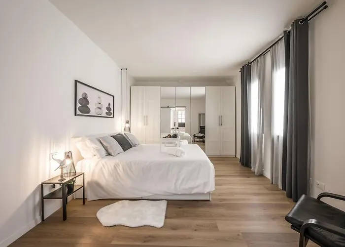 شقة Ab - Via Arienti 15